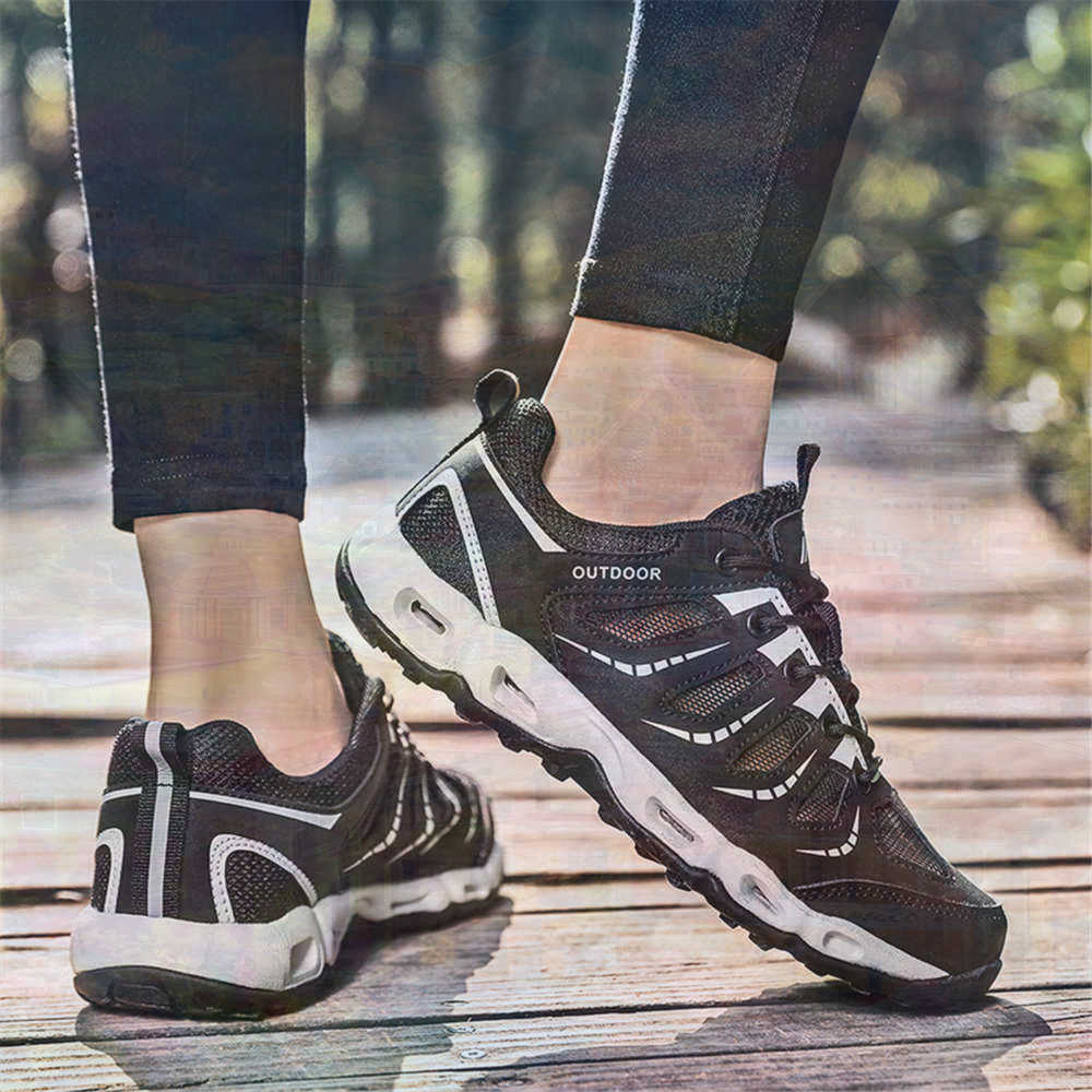 Sumer Round Tip Silver Sneaker - đánh giá và giá Asian Men Formal Wear